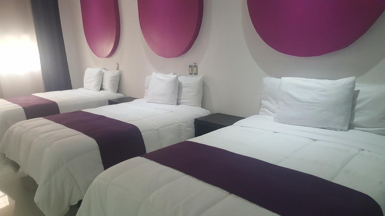 Hotel Dluxe 산 후안 데 로스 라고스 외부 사진