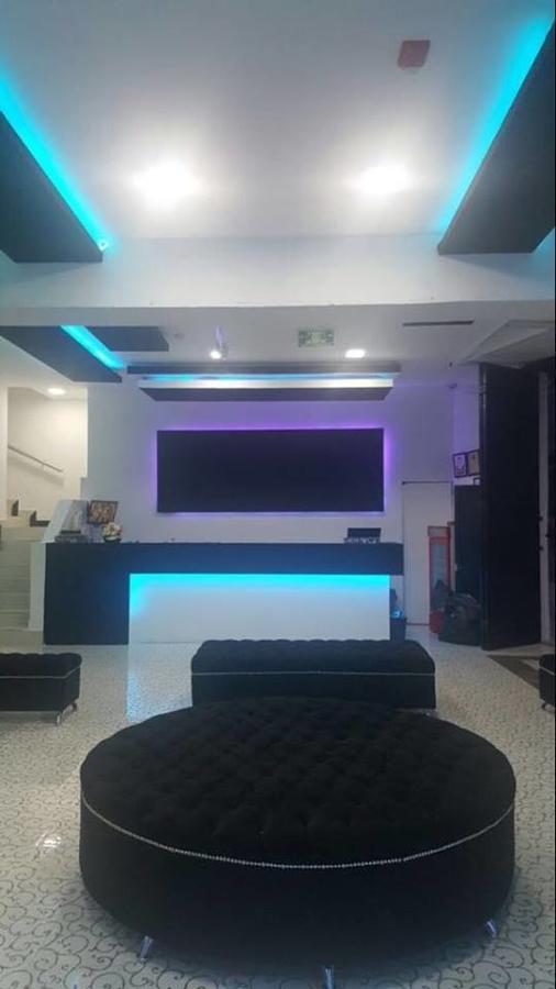 Hotel Dluxe 산 후안 데 로스 라고스 외부 사진