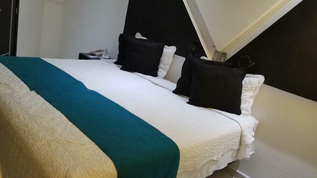 Hotel Dluxe 산 후안 데 로스 라고스 외부 사진