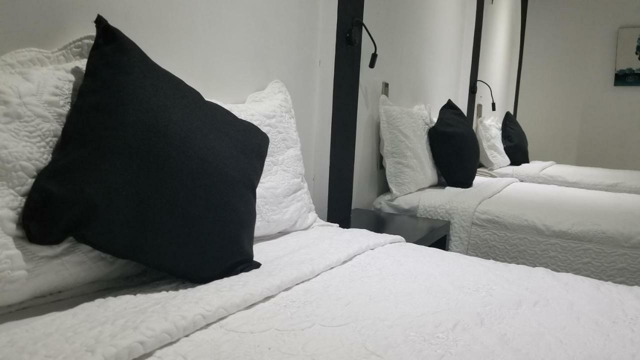 Hotel Dluxe 산 후안 데 로스 라고스 외부 사진